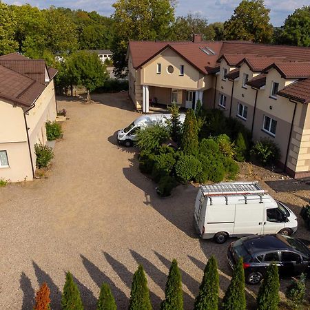 Motel "Plomyk" Kunowice Esterno foto